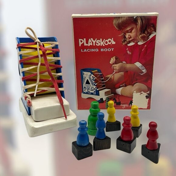 PLAYSKOOL Vintage Red Box Lacing Boot Learning While Playing in Original Box - Picture 2 of 15